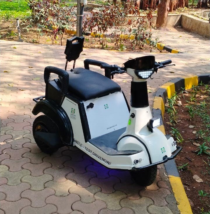 Front Side GoEVHub Trike